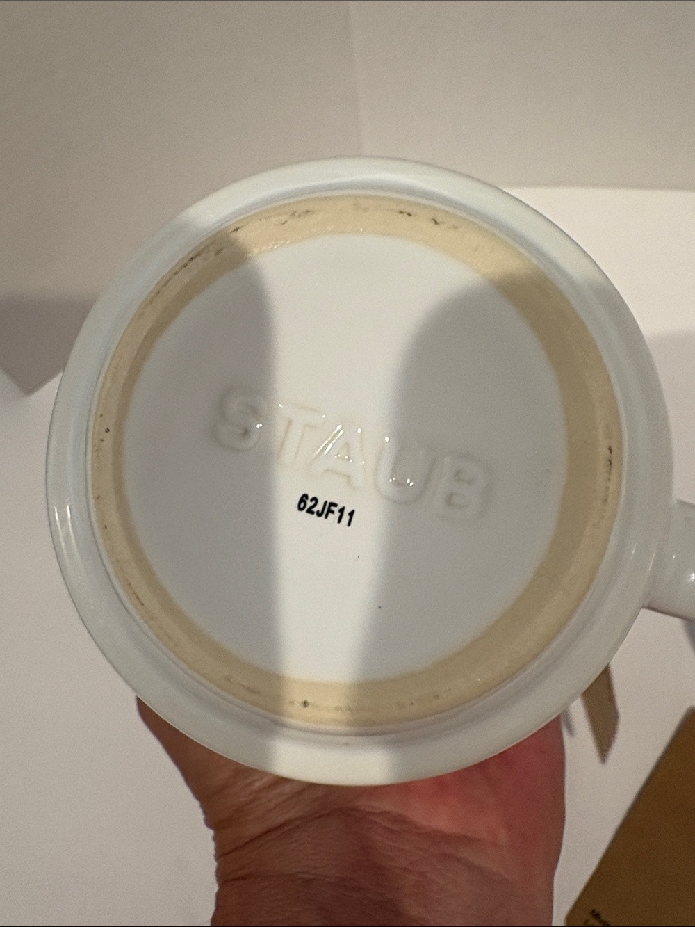 Staub Glossy White Ceramic Mugs 16 oz - Pair brand new - Picture 4 of 5